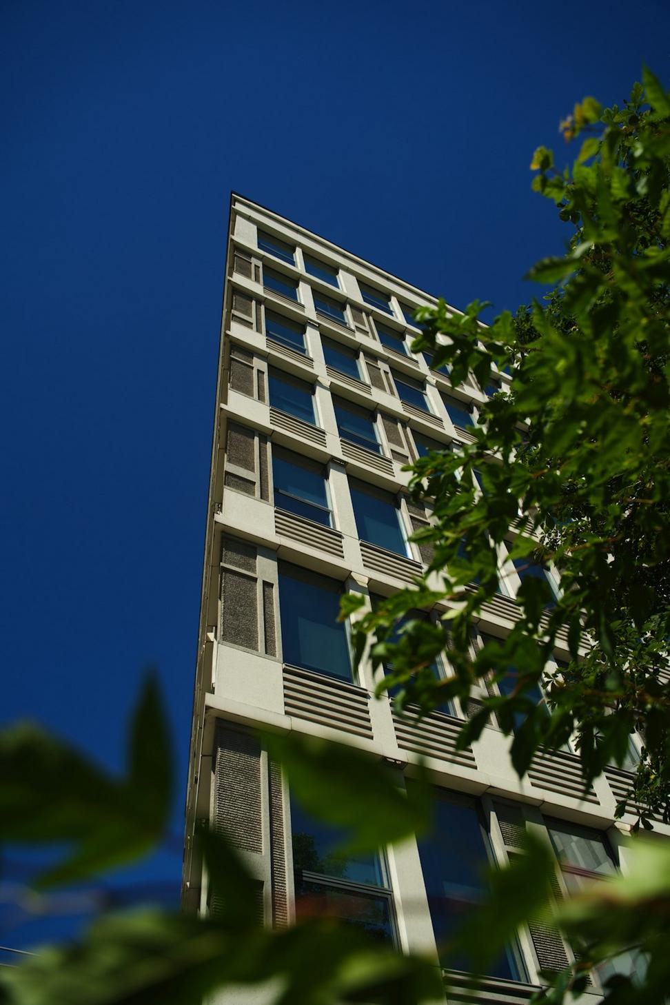 Living Wall Research Center
